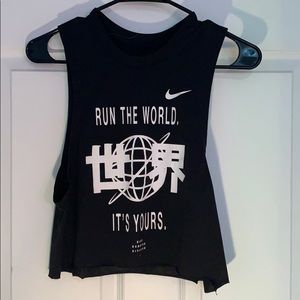 Nike Crop Top